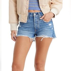 BNWT Women’s Levi’s 501 Denim Shorts (sz 29)